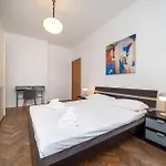 Keys Of Italy - Rembrandt 9 Cozy Apartment